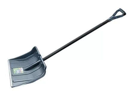 Лопата снеговая 490х370х1380 2 части (пластик.ковш дерев.черенок c пласт. ручкой)  PALISAD LUXE 61563 купить в Губкинске