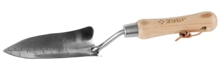 Совок ЗУБР садовый из нерж стали, удлиненный, с деревянной ручкой и шкалой 4-39465 купить в Губкинске