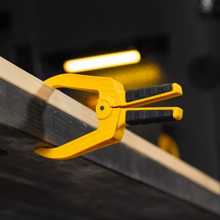 Струбцина клещеобразная Denzel, удлиненная 50 х 80 мм двухкомпонентные рукоятки, 20789 купить в Губкинске