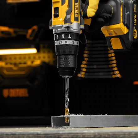 Сверло спиральное по металлу Denzel 8 x 117 мм, Р6М5, Golden Tip, 718239 купить в Губкинске