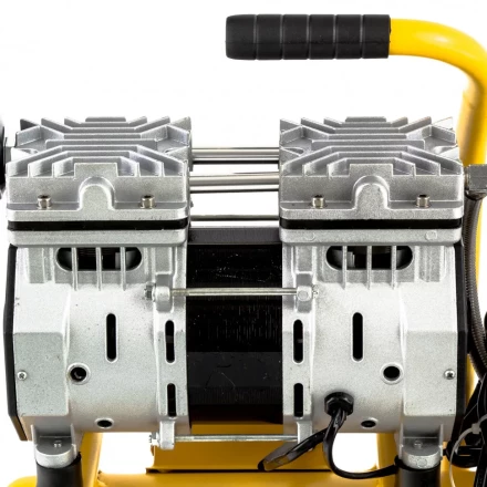 Компрессор безмаслянный Denzel DLS650/10 малошумный 58021 купить в Губкинске