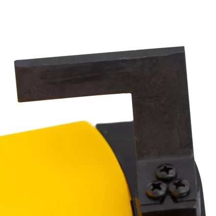 Триммер бензиновый DTL-33S, 33 см3, разъемная штанга, состоит из 2 частей Denzel 96262 купить в Губкинске