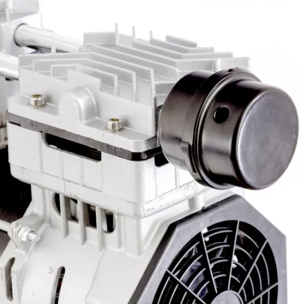 Компрессор безмаслянный Denzel DLS950/24 малошумный 58026 купить в Губкинске