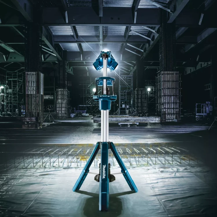 Прожектор на треноге Makita DML814 (RUADML814) купить в Губкинске