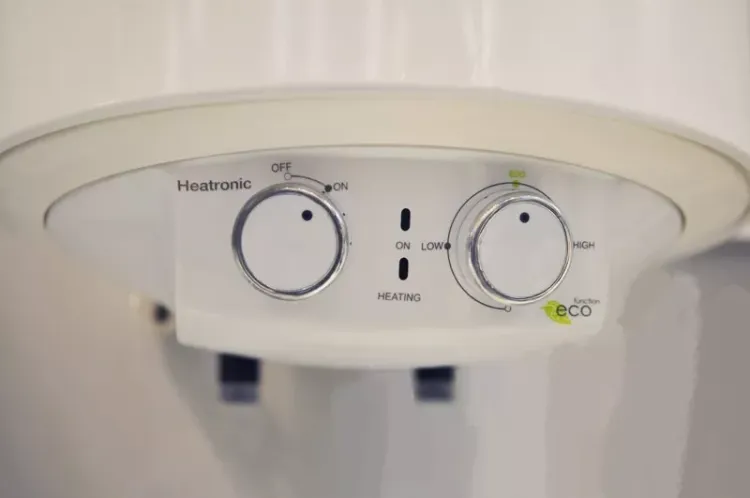 Водонагреватель ELECTROLUX EWH  80 Heatronic Slim купить в Губкинске