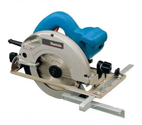 Пила дисковая (циркулярная) Makita 5603R купить в Губкинске