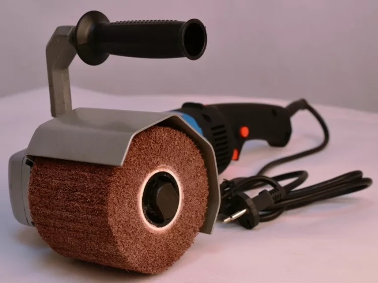 Шлифмашина Sturm AG1014P купить в Губкинске