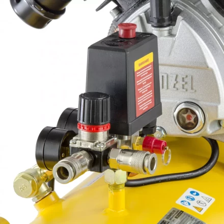 Компрессор воздушный Denzel DKV2200/100 Х-PRO 58079 купить в Губкинске