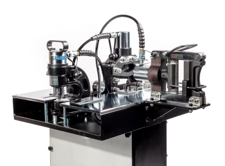 Стол КВТ СШО-150 NEO с комплектом шинообрабатывающего оборудования для шин до 150 мм (85683) купить в Губкинске