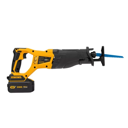 Пила сабельная аккумуляторная бесщет BRC-120,  18В Li-Ion Denzel 28460 купить в Губкинске