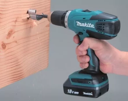 Дрель-шуруповерт аккумуляторная Makita DF457DWEX8 купить в Губкинске