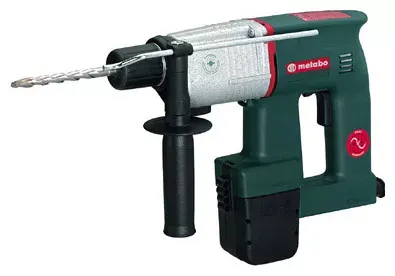 Перфоратор аккумуляторный Metabo ВhEА 14SR+L 14,4В купить в Губкинске