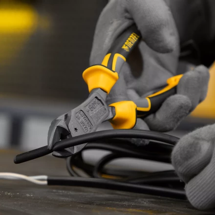 Бокорезы 180 мм Denzel 17785, усиленные, трехкомпонентные рукоятки купить в Губкинске