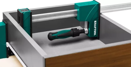 Струбцина KRAFTOOL EXTREM корпусная 3224-10 купить в Губкинске