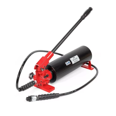 Помпа гидравлическая ручная КВТ ПМР-7035 объем маслобака 3.5 л (85140) купить в Губкинске