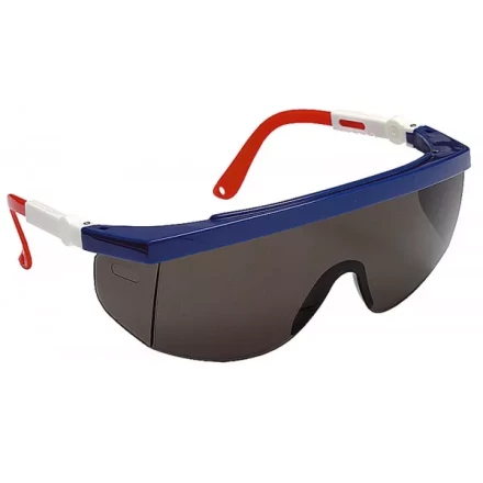 Очки STAYER защитные с регулируемыми по длине и углу наклона дужками, поликарбонатные затемненные линзы 2-110483 купить в Губкинске