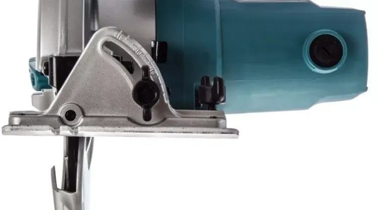 Пила дисковая Makita HS7601X1 купить в Губкинске