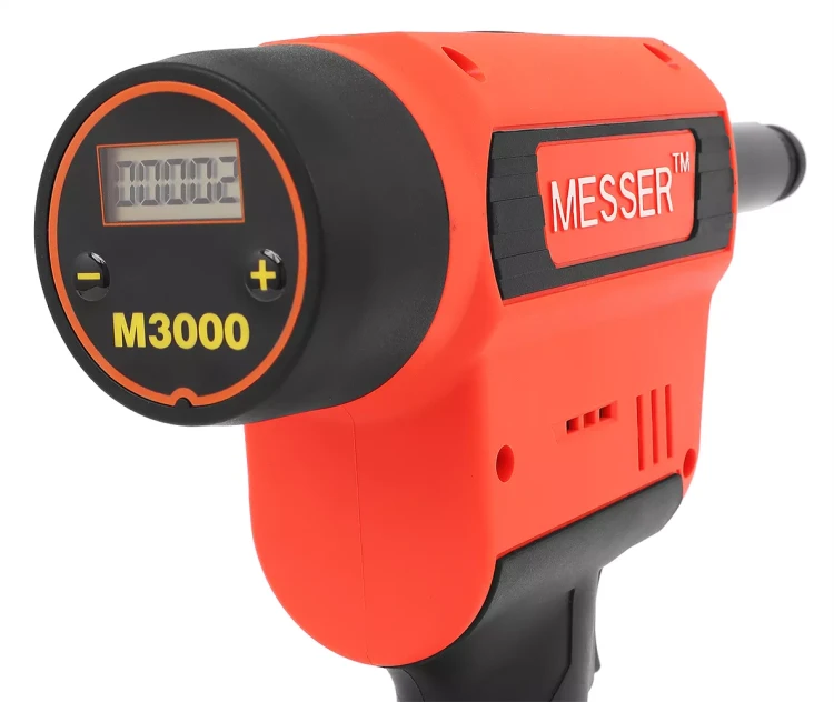 Аккумуляторный резьбовой заклепочник Messer M3000 с электронной системой настройки сжатия и счетчиком купить в Губкинске