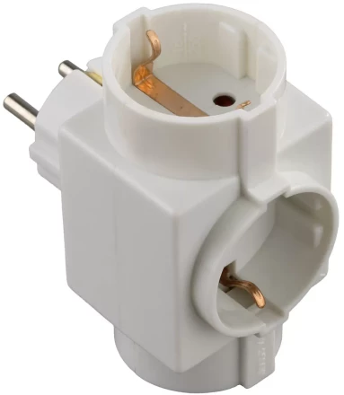 Тройник СВЕТОЗАР электрический с заземлением и защитной шторкой, 3 гнезда SV-55095 купить в Губкинске