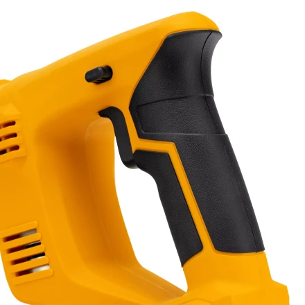 Пила сабельная аккумуляторная CRC-115-0,  18В Li-Ion Denzel 28466 купить в Губкинске