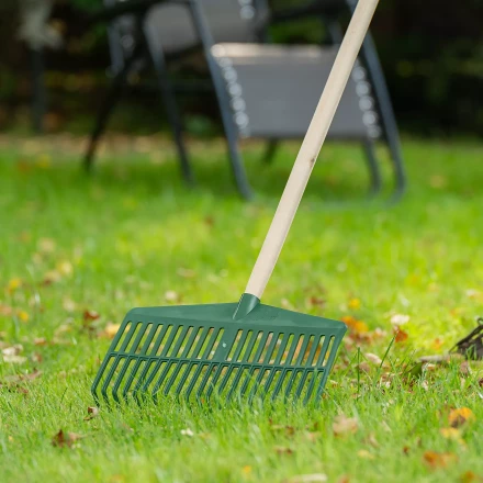 Грабли веерные пластиковые Сибртех, 420 мм, 22 плоских зуба, без черенка, Россия, 617055 купить в Губкинске