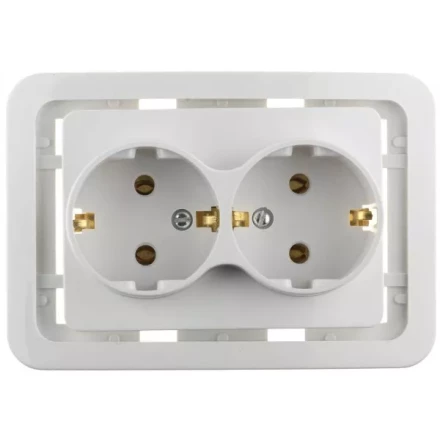 Розетка СВЕТОЗАР &quot;ГАММА&quot; двойная, с заземлением, цвет белый, 16А/~250В SV-54107-W купить в Губкинске