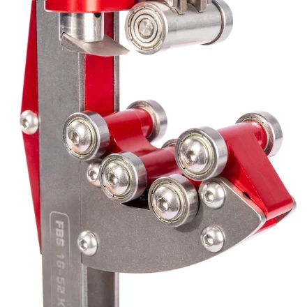 Инструмент КВТ FBS 16–52 для снятия полупроводящего экрана на кабелях из сшитого полиэтилена 16–52 мм (101903) купить в Губкинске