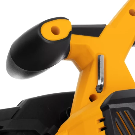 Пила циркулярная аккумуляторная бесщет. CCS-165, 18В Li-Ion Denzel 27401 купить в Губкинске