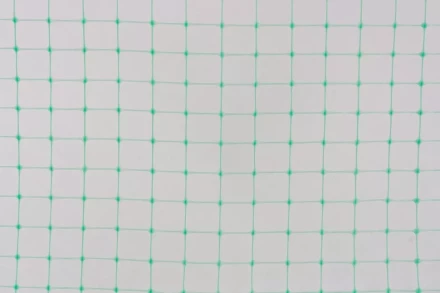 Сетка садовая высокопрочная Palisad 64527 (для птичников, шпалер), 1,5х10 м, ячейка 20х20 мм купить в Губкинске