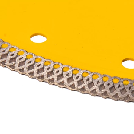 Диск алмазный отрезной 230 х 22,2мм, сплошной, супертонкий, горячий пресс, сухой/мокрый рез// Denzel 73074 купить в Губкинске