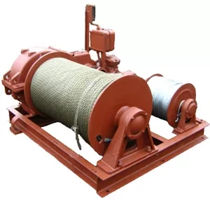 Лебедка маневровая электрическая ЛЭМ-15 900 кг 250/500 м (без каната) 114156 купить в Губкинске