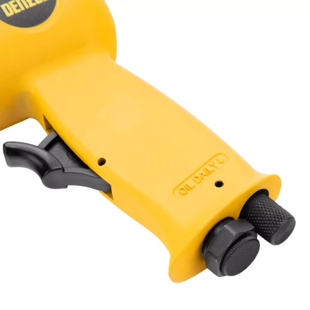 Пневматический молоток Denzel НР4500 + набор насадок, 113 л/мин, 4500 уд/мин 57468 купить в Губкинске