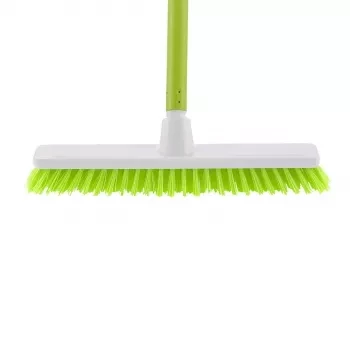 Щетка пластмасовая  &quot;SHROBER&quot; для чистки ковров 270 мм салат. щетина c черенком 120 см D22мм ELFE 93551 купить в Губкинске