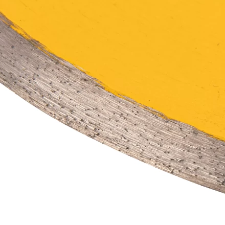 Диск алмазный сплошной, супертонкий, 250 х 25,4 мм, горячее прессование, мокрое резание// Denzel 73160 купить в Губкинске