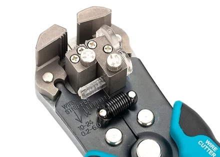 Щипцы для зачистки электропроводов 0,05-8 кв мм GROSS 17718 купить в Губкинске