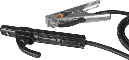 Инвертор ЗУБР сварочный, электр. 1,6-3,2 мм, А20-140, 1*220В ЗАС-140 купить в Губкинске