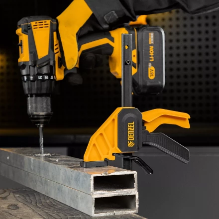 Струбцина F-образная Denzel, быстрозажимная, 150 х 55 мм, усиленный нейлоновый корпус, 20501 купить в Губкинске