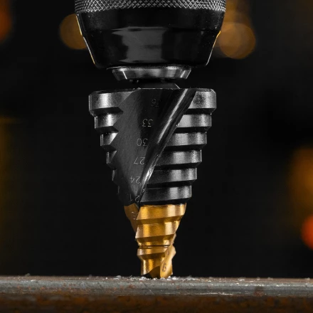 Сверло ступенчатое Denzel 723605, 9-12-15-18-21-24-27-30-33-36 мм, Р6М5, 6-гр. хвостовик купить в Губкинске