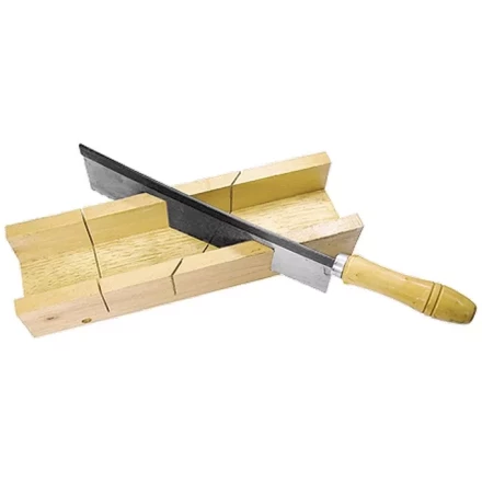 Стусло 300 х 60 мм деревянное + пила 250 мм SPARTA купить в Губкинске