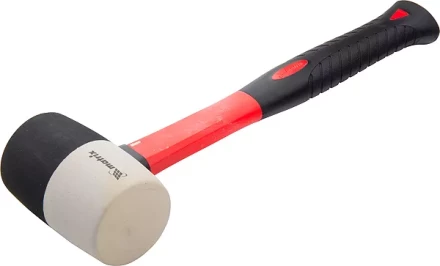 Киянка резиновая, 680 г, черно-белая резина, фибергласовая рукоятка MATRIX 11172 купить в Губкинске