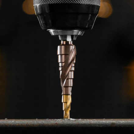 Сверло ступенчатое Denzel 723612,  4-5-6-7-8-9-10-11-12 мм, Р6М5К5, 6-гр. хвостовик купить в Губкинске