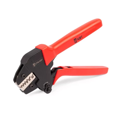 Универсальный набор инструментов КВТ СКМ-1 для опрессовки и снятия изоляции с отверткой для замены матриц (102351) купить в Губкинске