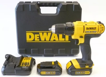 Аккумуляторная дрель DeWalt DCD 734 C2 в кейсе купить в Губкинске