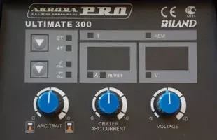 Инверторный сварочный полуавтомат Aurora-Pro ULTIMATE 300 MIG/MAG+MMA (с горелкой,+подающий механизм+пакет проводов+держатель электродов) купить в Губкинске