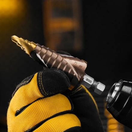 Сверло ступенчатое Denzel 723614, 6-8-10-12-14-16-18-20-22-24-26-28-30мм, Р6М5К5, 6-гр. хвостовик купить в Губкинске