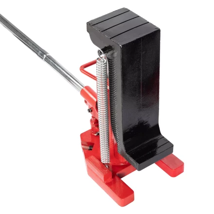 Домкрат автономный с низким подхватом КВТ ДА-5П120Н усилием 5 т (103854) купить в Губкинске