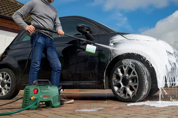 Минимойка-мойка высокого давления Bosch AQT 33-11 купить в Губкинске