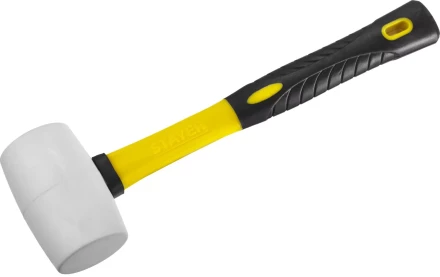 Киянка STAYER &quot;PROFI&quot; резиновая БЕЛАЯ, с фиберглассовой ручкой, 230г 20533-230 купить в Губкинске