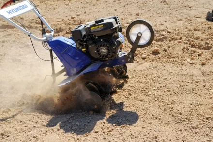 Бензиновый культиватор Hyundai Т 1000 купить в Губкинске