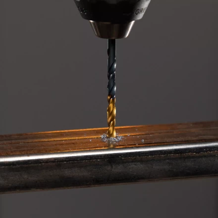 Сверло по металлу Denzel, 5 мм, HSS-Tin, Golden Tip, набор 10 шт., 717213 купить в Губкинске